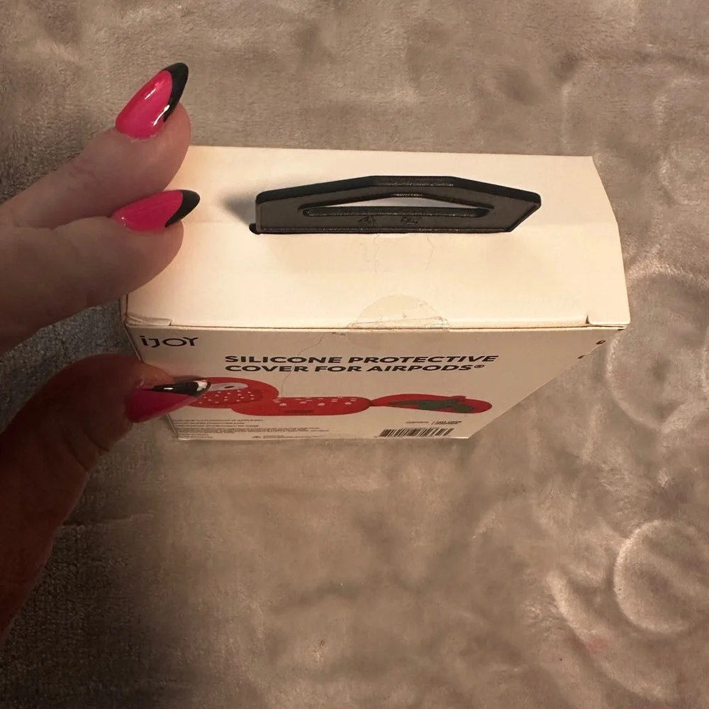 iJoy‎ Silicone Protective Airpods Gen 3 Case Cover,